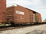 NS Box Car 465618